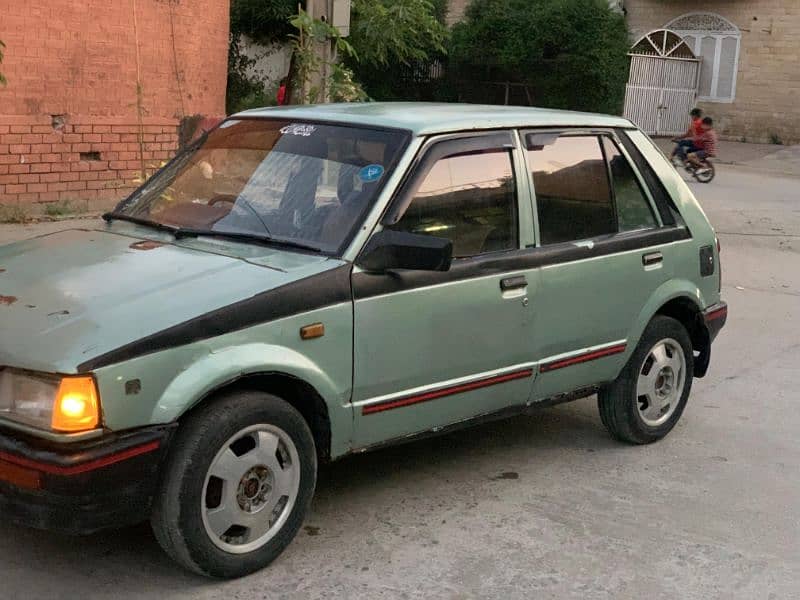 Daihatsu Charade 1985 3