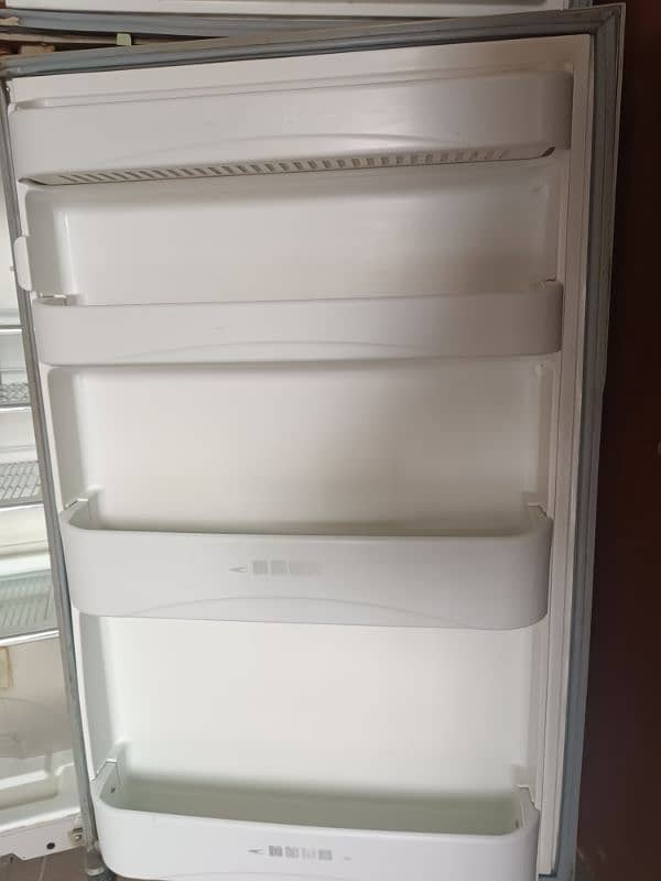 Dawlance fridge for sale 4