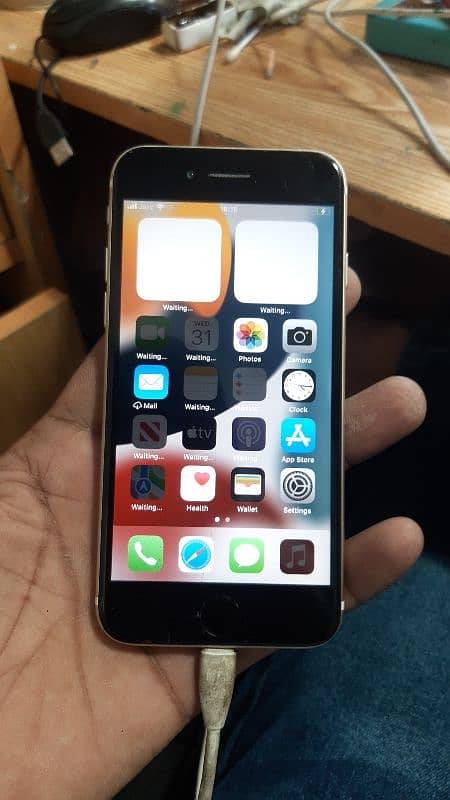 I PHONE 7 PTA PROVED 128 GB LUSH BUSH FINGER OK BYPAS GLS BRK ORGN PEn 0