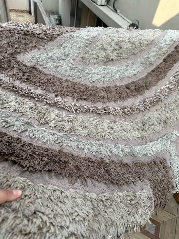 Center table rug 1