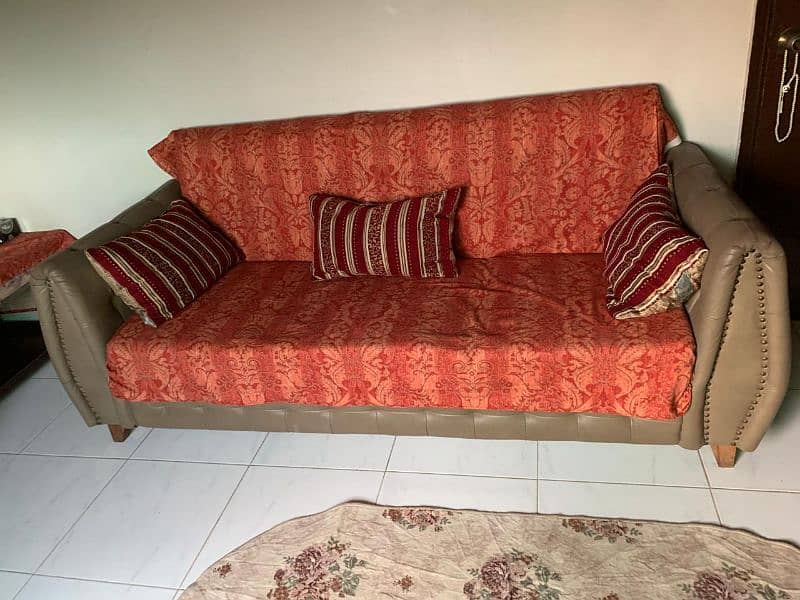 7 seater sofa 0