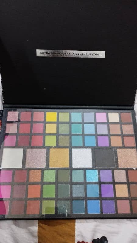 Revolution palette XXtravaganza 2