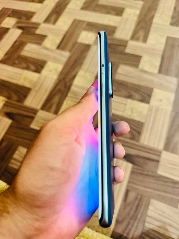 one plus 8 pro dot 4