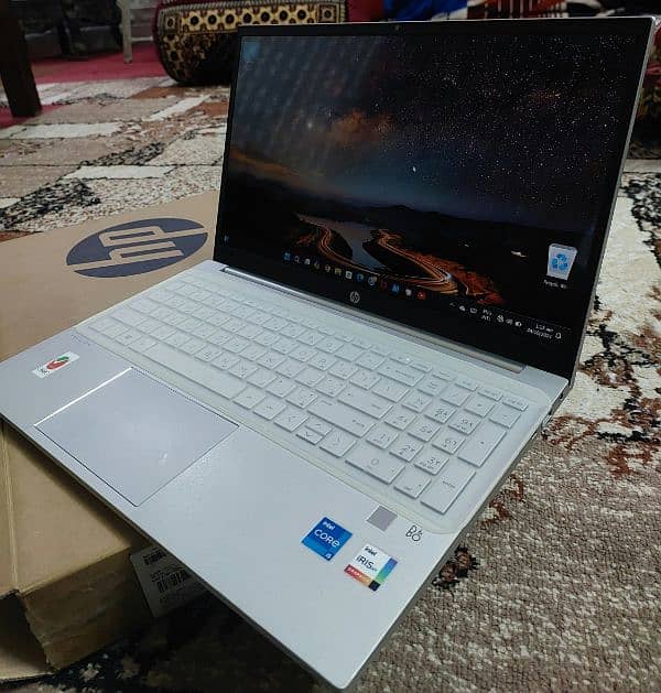 HP Pavilion 11thGen i5 0