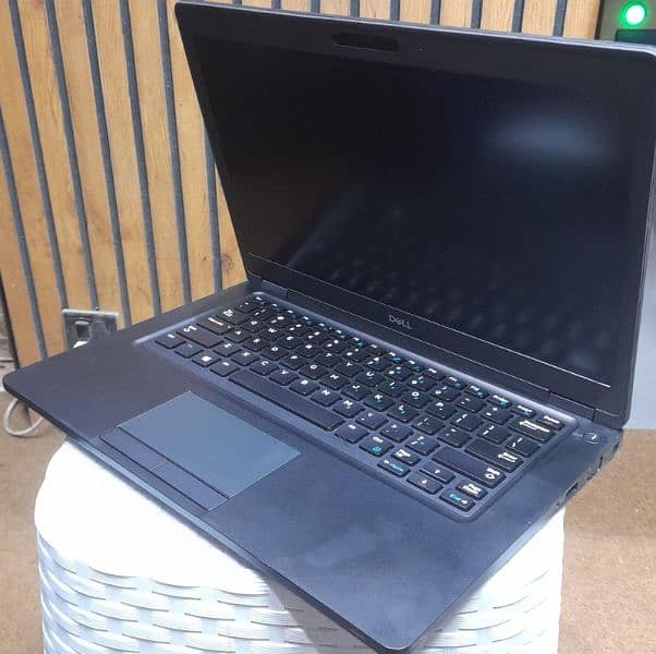 Dell Latitude E5490 2