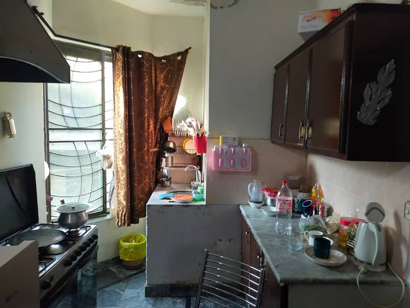 MIAN ESTATE OFFERS 3.5 MARLA MIDDLE PORTION FOR RENT 8