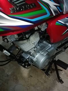 Honda 125 Red