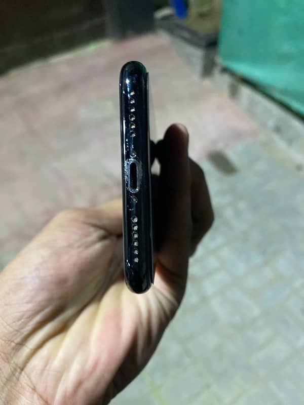 iPhone X fu 1 month sim working good price available 1