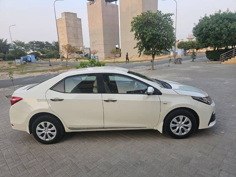 B2B Genuine Toyota Corolla XLI Automatic 2