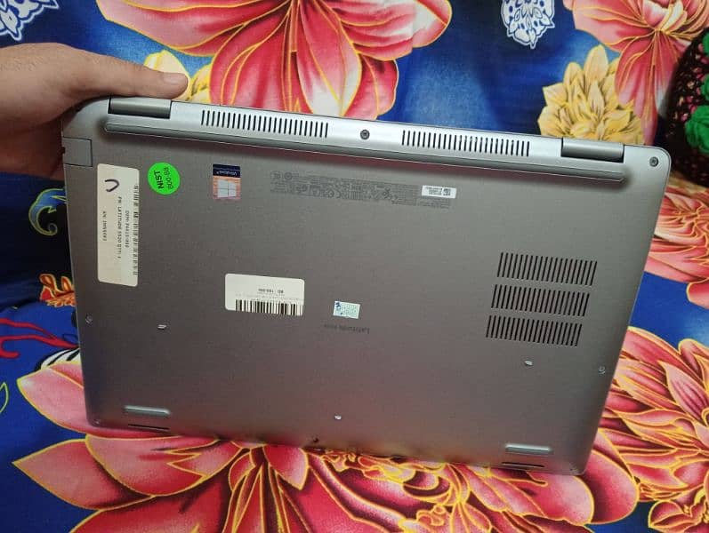 Dell Laptop 6