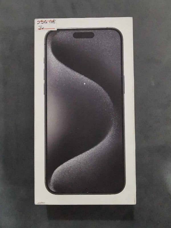 iPhone 15 Pro Max 256gb JV/Factory Locked 8