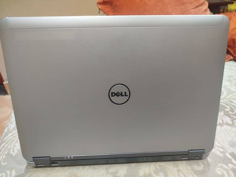 Dell Latitude E6440 2