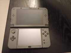 New 3ds XL parts, does not turn on