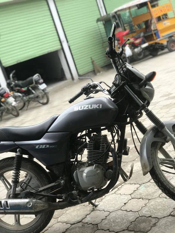 Suzuki GD 110s 2018 one hand use 1