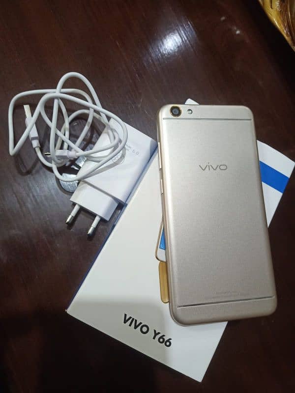 Vivo Y66 4/64 Full Box Complete Accessories Home Use 1