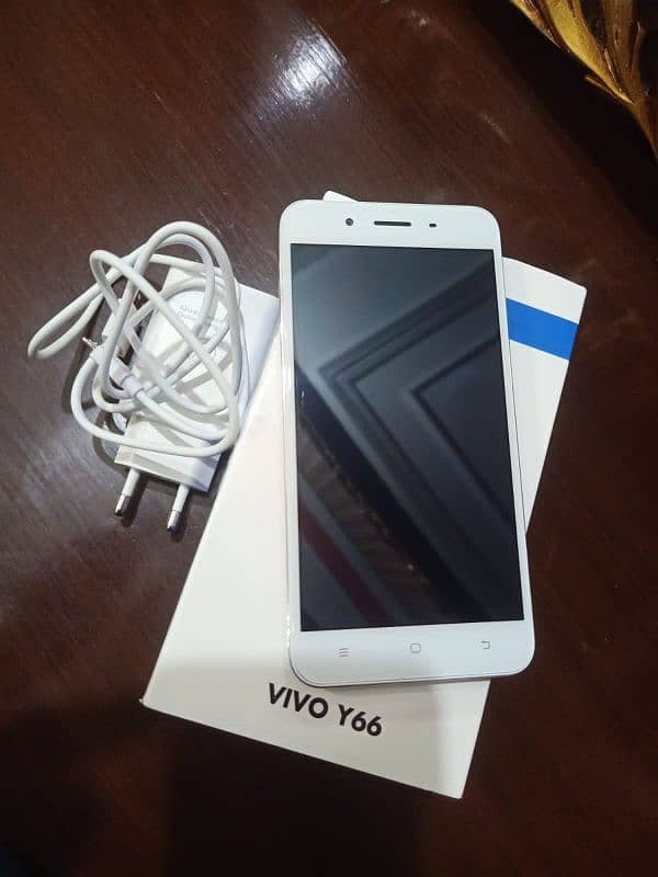 Vivo Y66 4/64 Full Box Complete Accessories Home Use 4