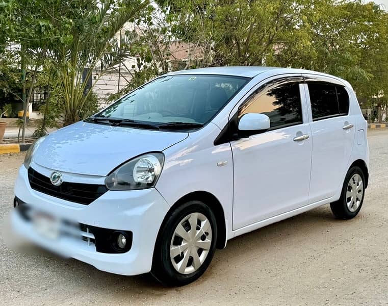 Daihatsu Mira 2013 / 2016 L PACAGE ONE OF ITS KIND CONDITION 3