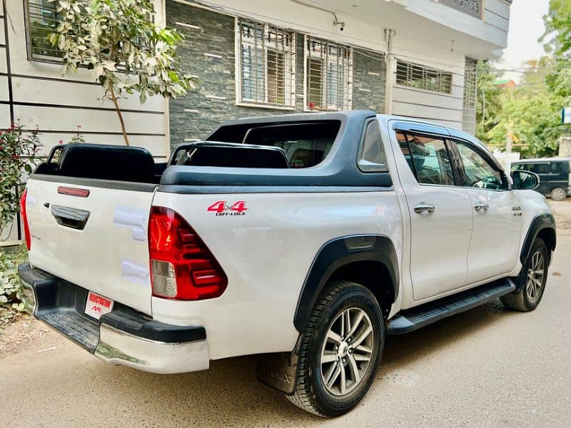 Toyota Hilux 2019 5