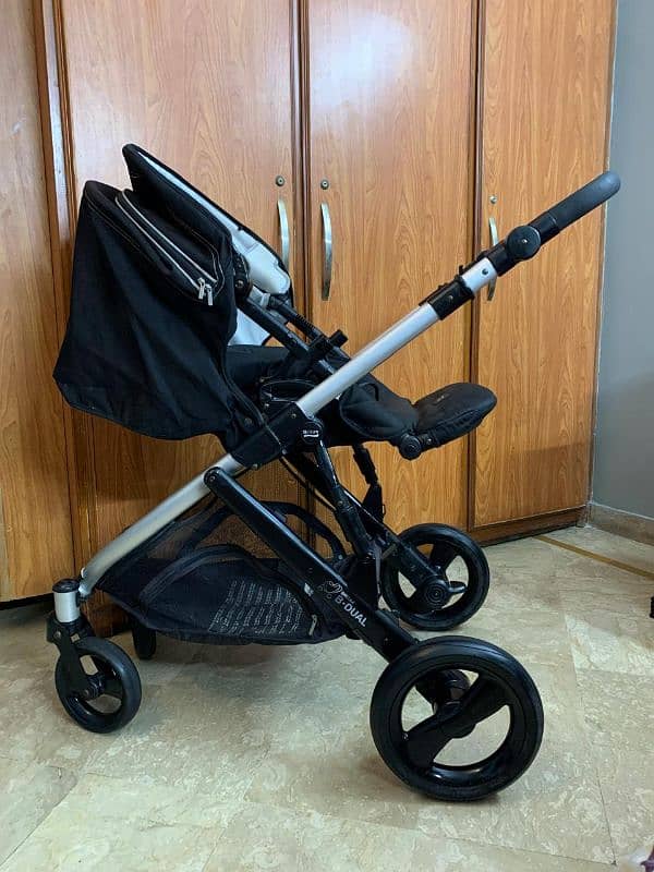 Britax uk twin stroller carrycot plus carseat 2