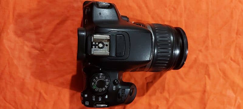 canon 700d 5