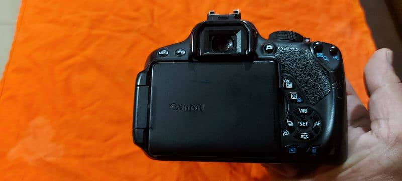 canon 700d 8