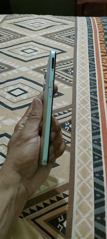 Oppo f21 pro 5G with box sim not working 3