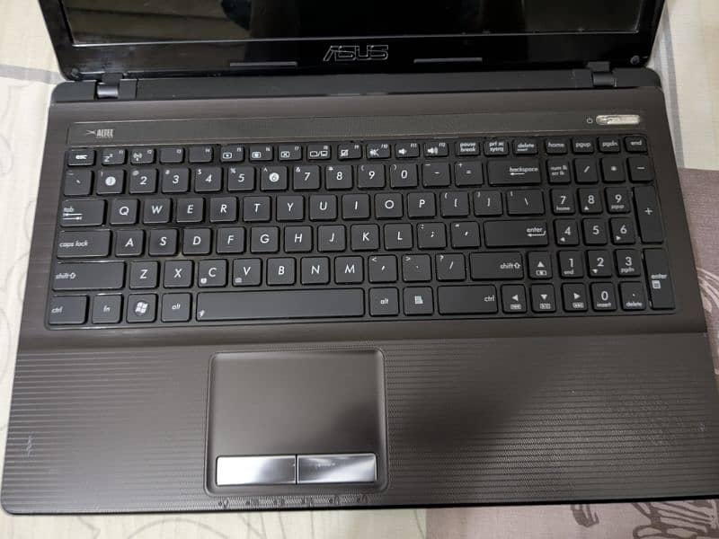 Selling this Asus laptop 2