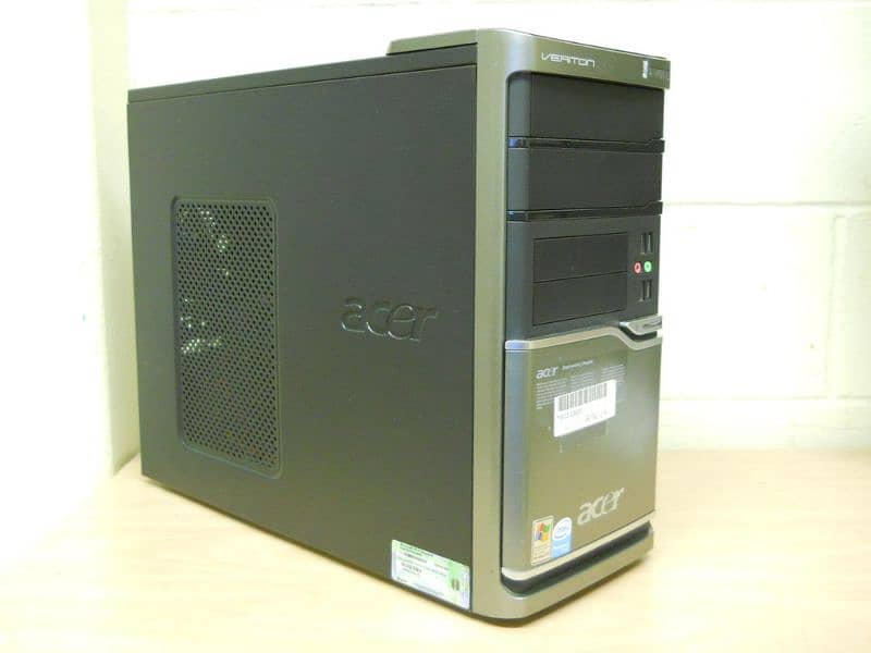 Acer Veriton M661 Intel Core2 Quad Q6600 Intel GMA 3100 Tower PC 8