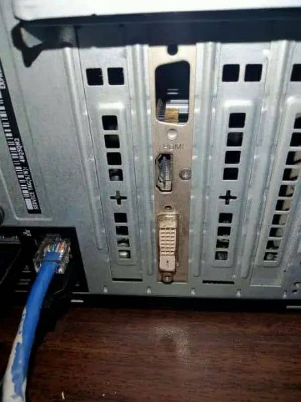 Dell optiplex 7050 1