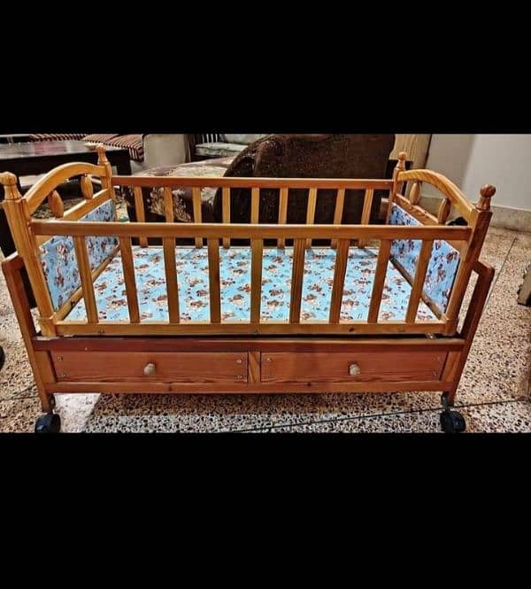 baby Cot in good condition 1