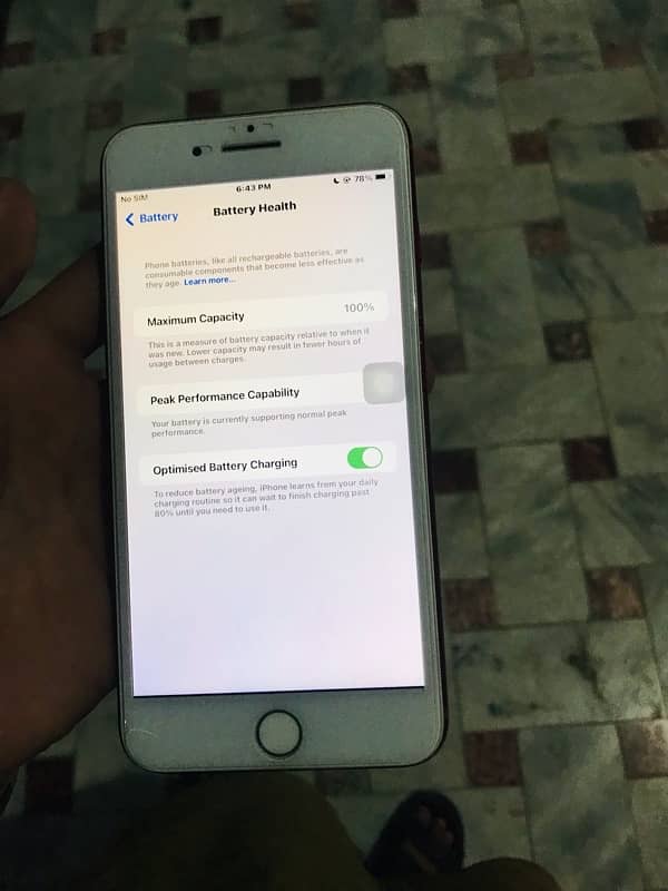 I phone 7 plus pTA approved 128 Gb only screen change 4