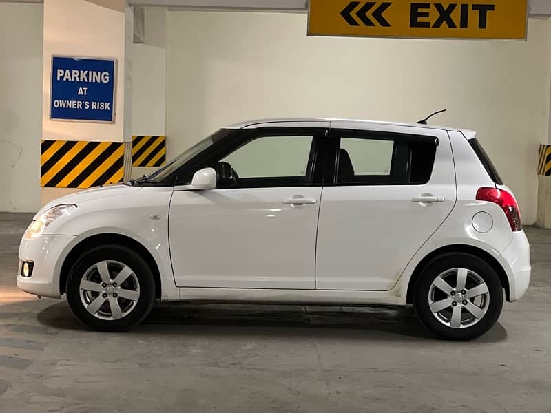 Suzuki Swift 2020 DLX 1.3 Navigation 7