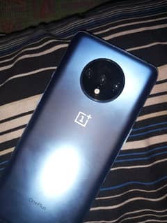 one plus 7T condition 9/10   8/128