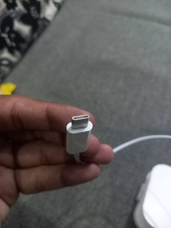 iphone Magsafe original charger 3