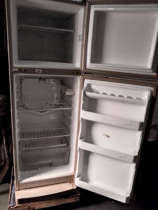 Dawlance Fridge 1