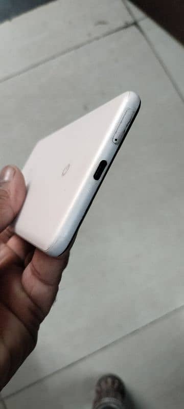 google pixel 3 xL 4/64 6