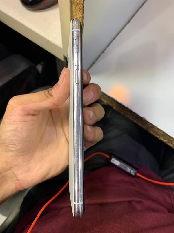 iPhone 11 Pro Max JV 256gb 7