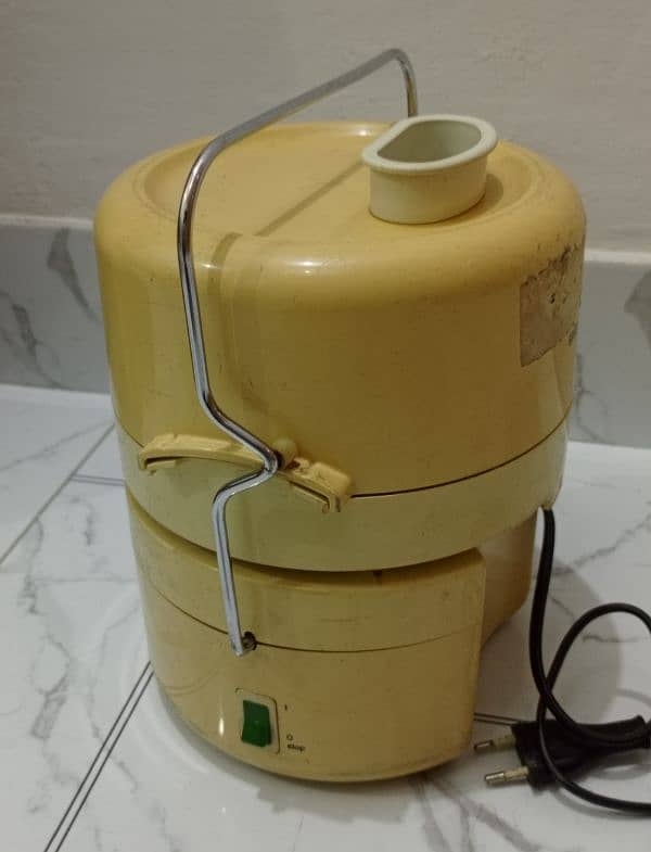 Juicer machine best quality good working 10