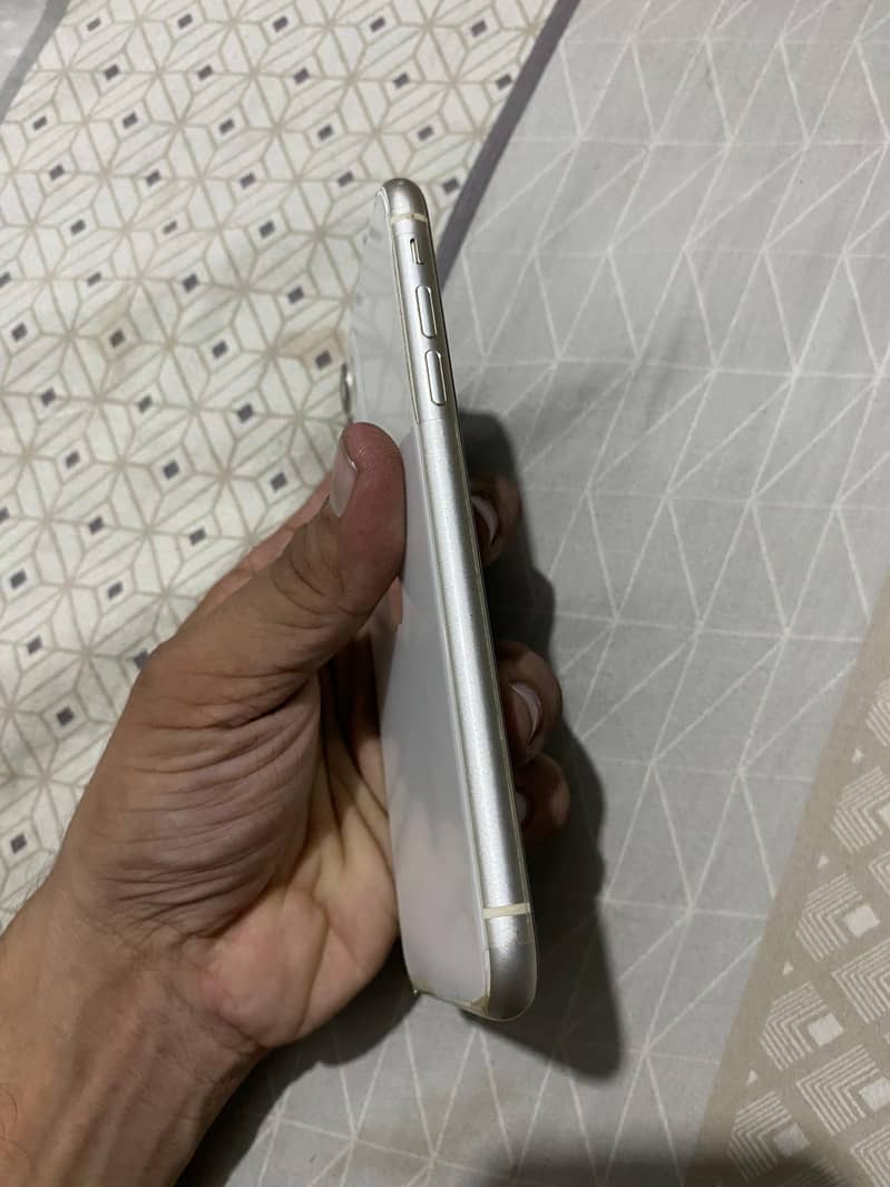 Iphone 11 128gb (Approved) 7