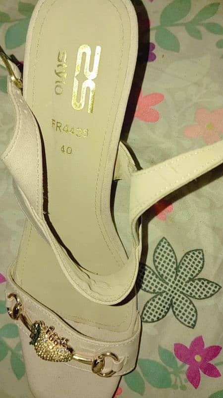 original stylo brand heels in very reasonable price 2