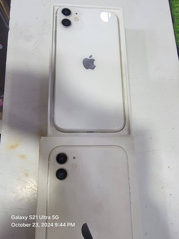 iphone 11 water packed 256gb with box All ok approved 7