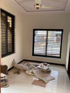 Brand new Ground + basement floor for rent 0