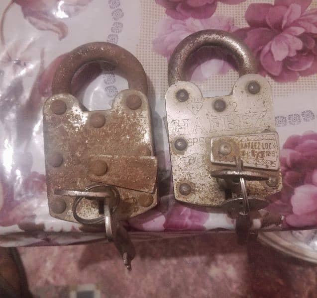 lock tallla Mazbuat or peyadar Hafiz lock destroy shop in hose ke liye 4