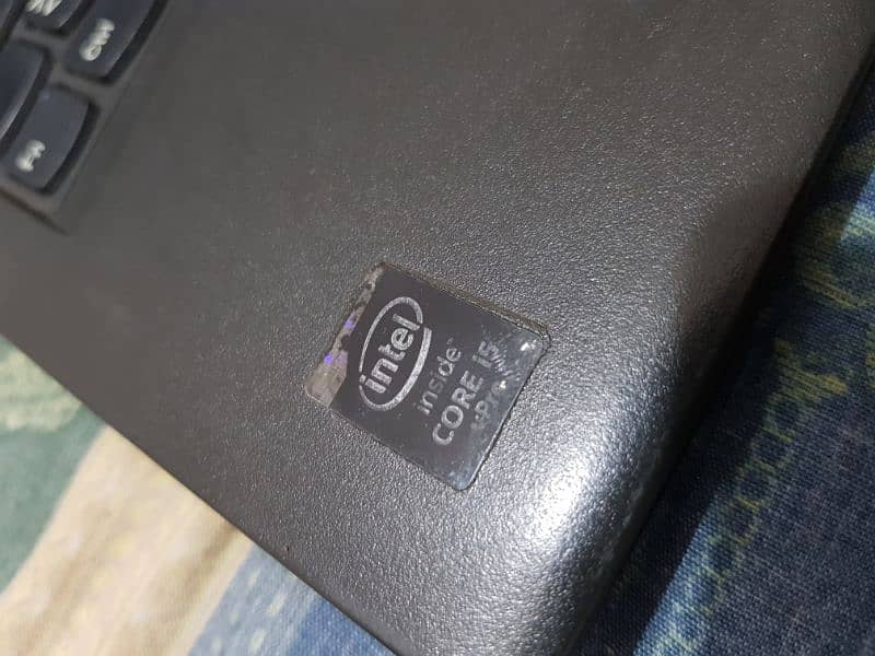 Lenovo Thinkpad X250 laptop for sale. 5