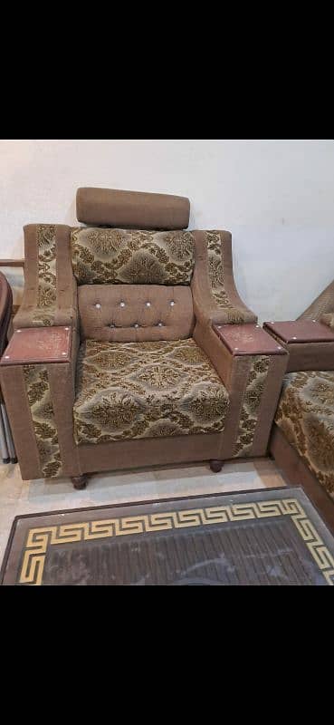 sofa set ha sath table b 2