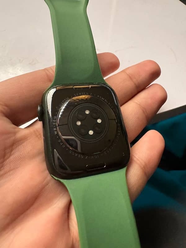 apple watch series 7 limited edition with original green straps 2