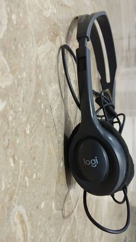 Imported  Logitech Headsets / Headphones Origina 4