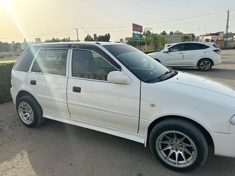 Suzuki Cultus VXR 2017 5