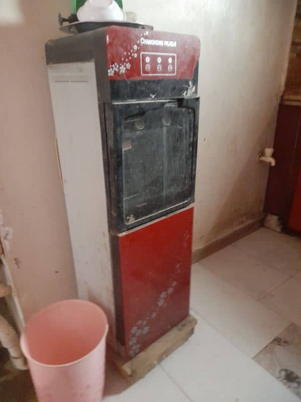 water dispenser not in working condition 0