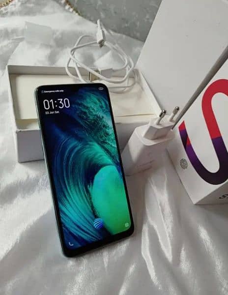 vivo s1 with box and charger 128gb memory display finger sensor 1